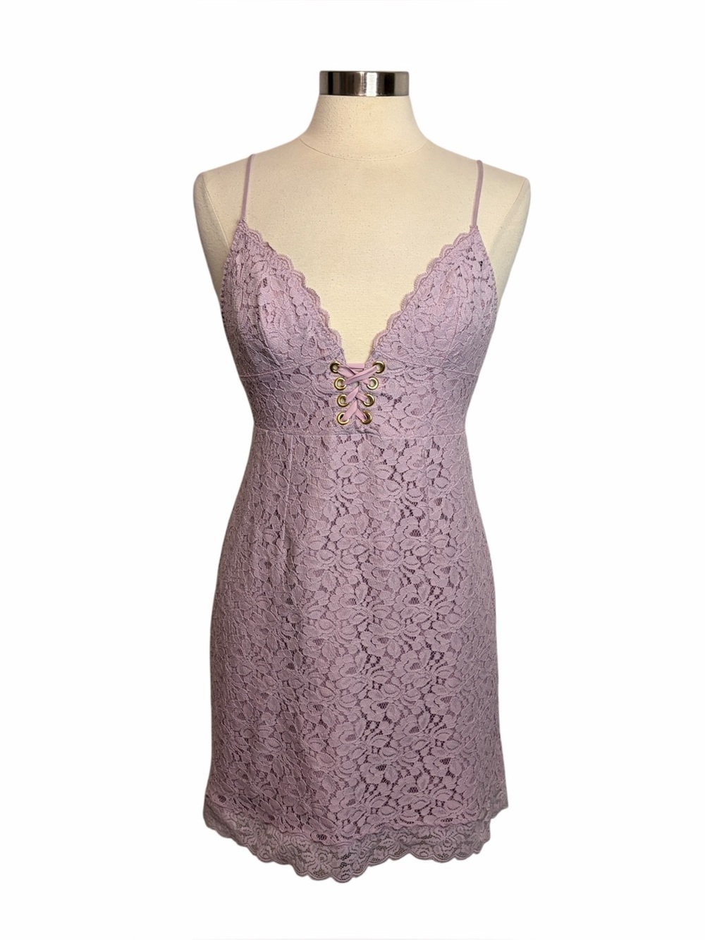 VINTAGE VICTORIA’S SECRET Lavender Lace Mini Bodycon Dress, Medium